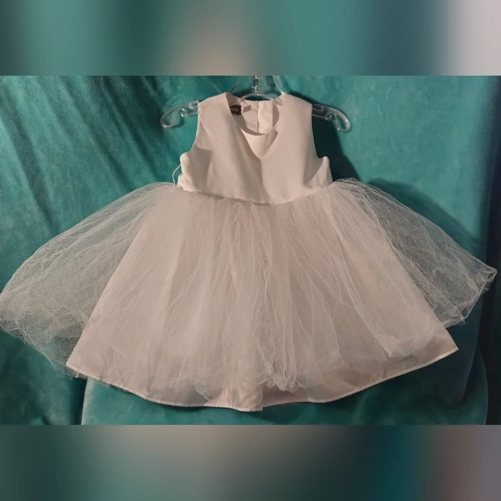 Girls White Tulle Party/Baptism/Christening/Flower Girl Dress -Size 18-24 months
